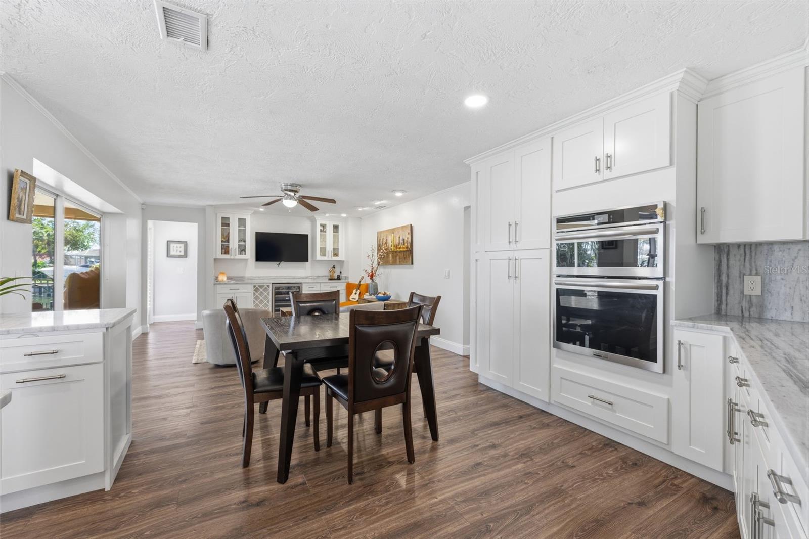 Image 18 of 60 For 1997 Hawaii Avenue Ne