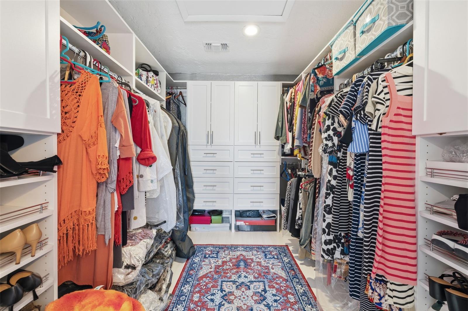 Image 28 of 60 For 1997 Hawaii Avenue Ne