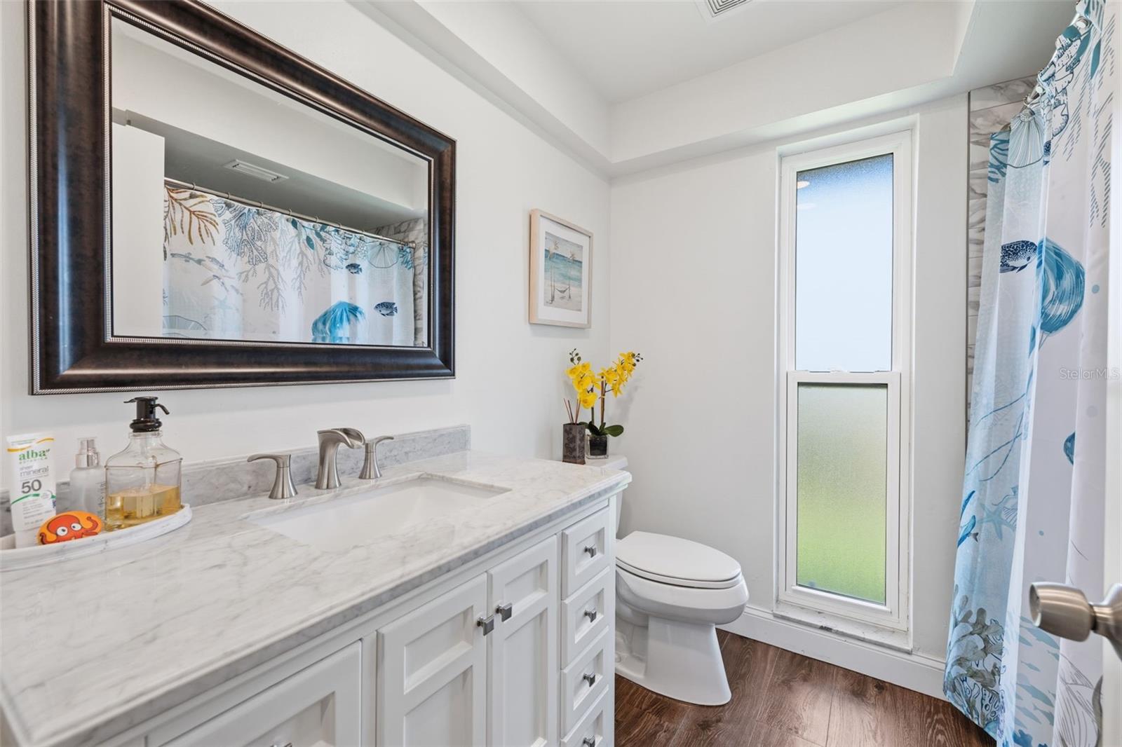 Image 32 of 60 For 1997 Hawaii Avenue Ne