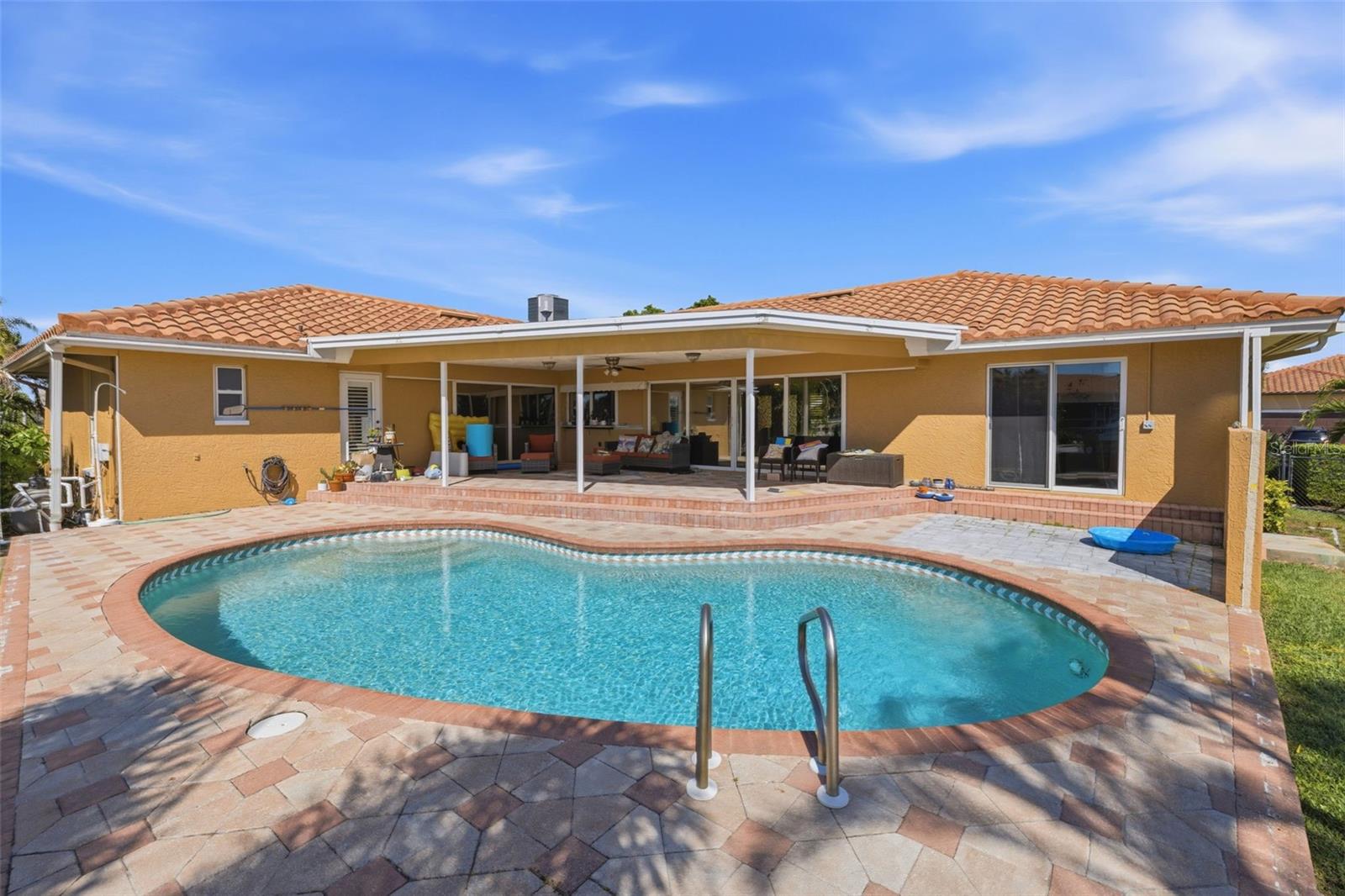 Image 43 of 60 For 1997 Hawaii Avenue Ne