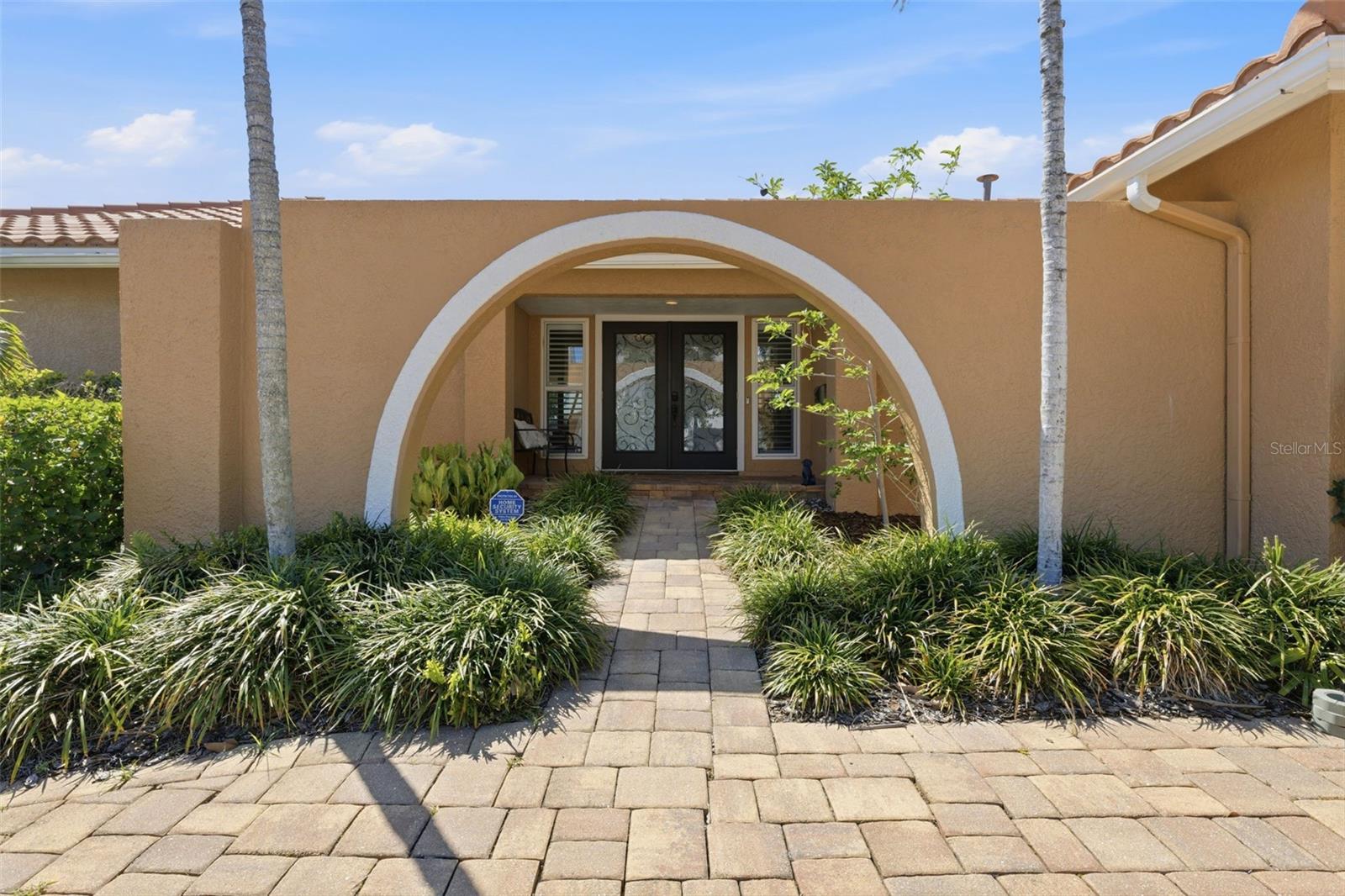 Image 5 of 60 For 1997 Hawaii Avenue Ne