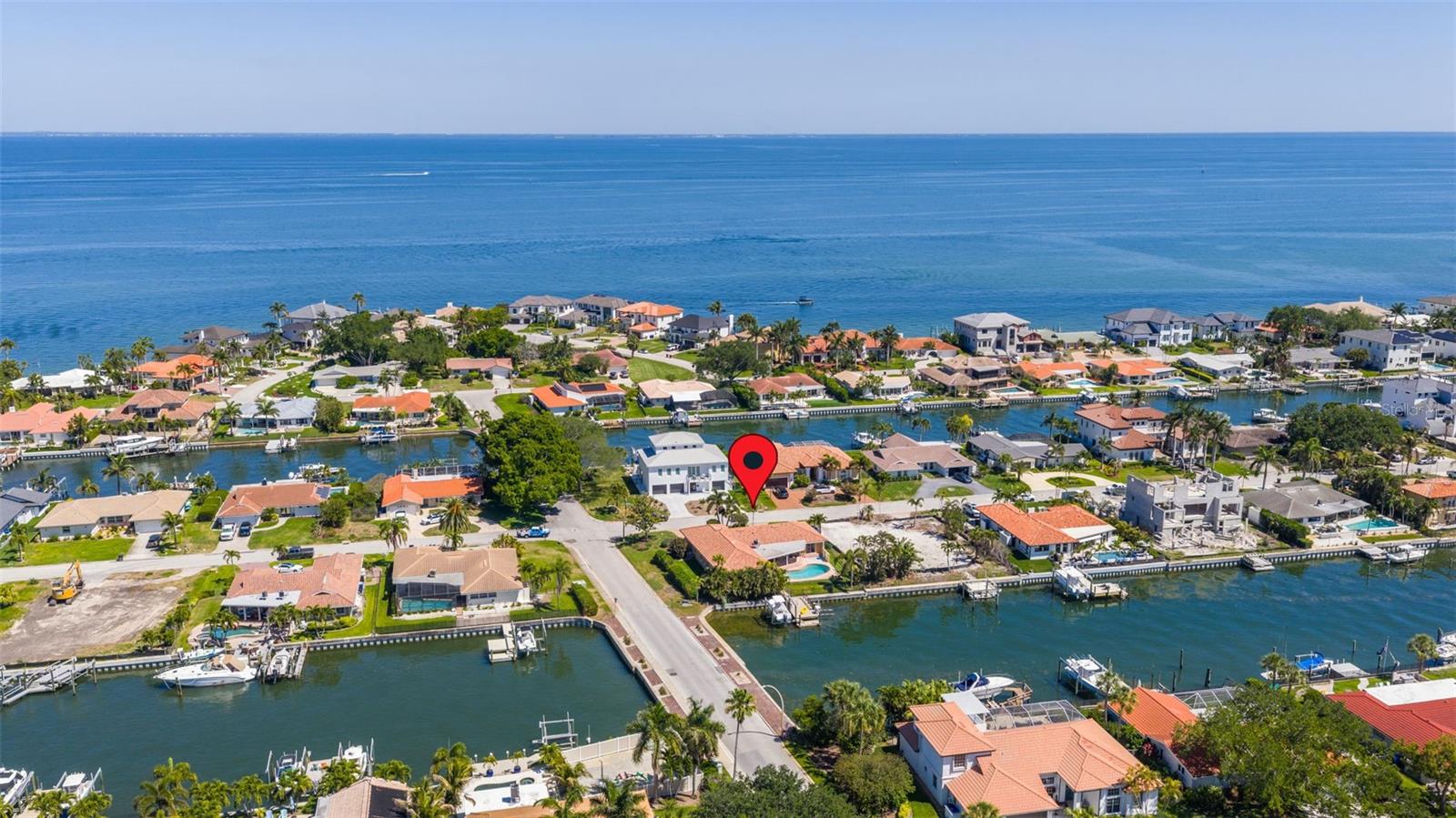 Image 52 of 60 For 1997 Hawaii Avenue Ne