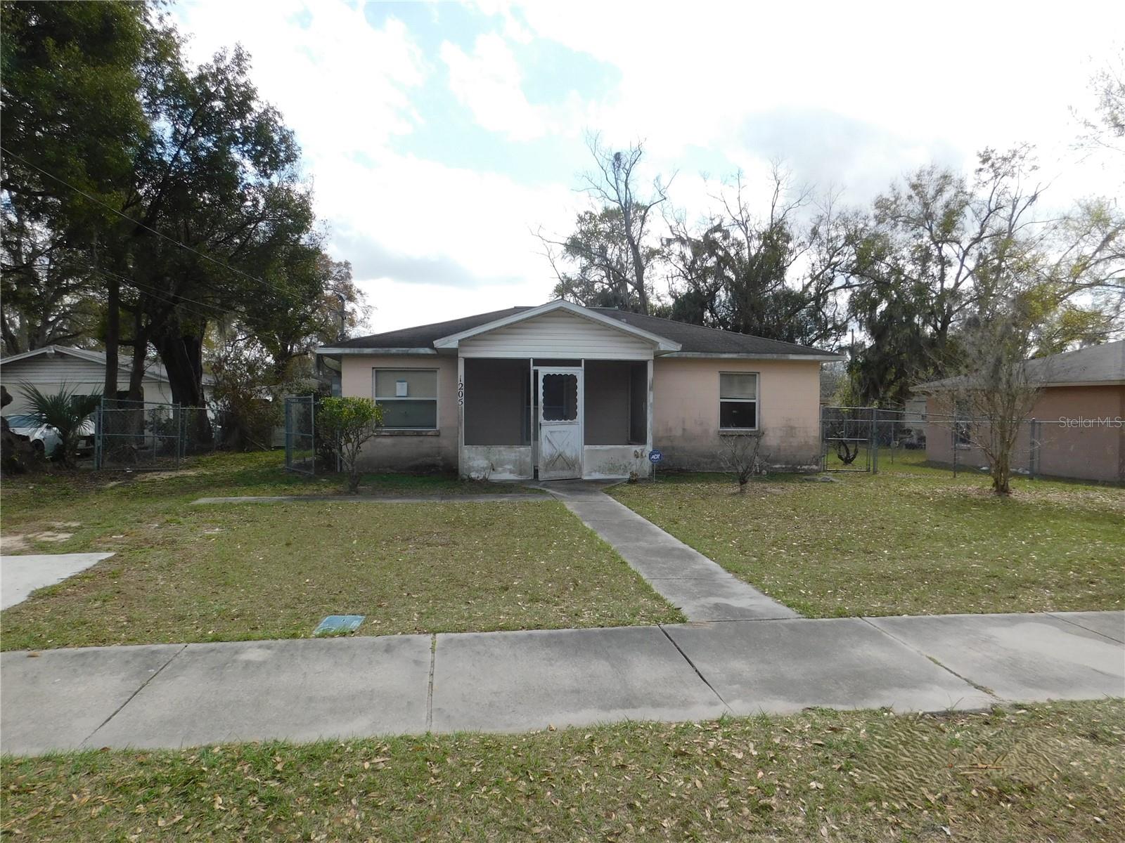 Details for 1205 Laura Street, PLANT CITY, FL 33563