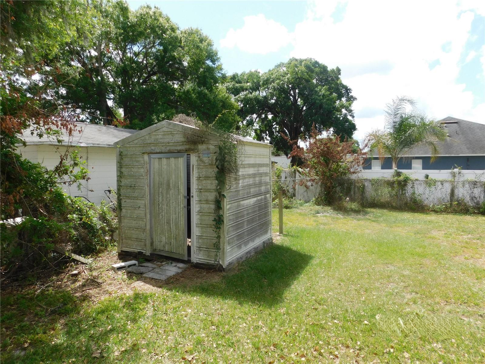 Image 10 of 13 For 1205 Laura Street