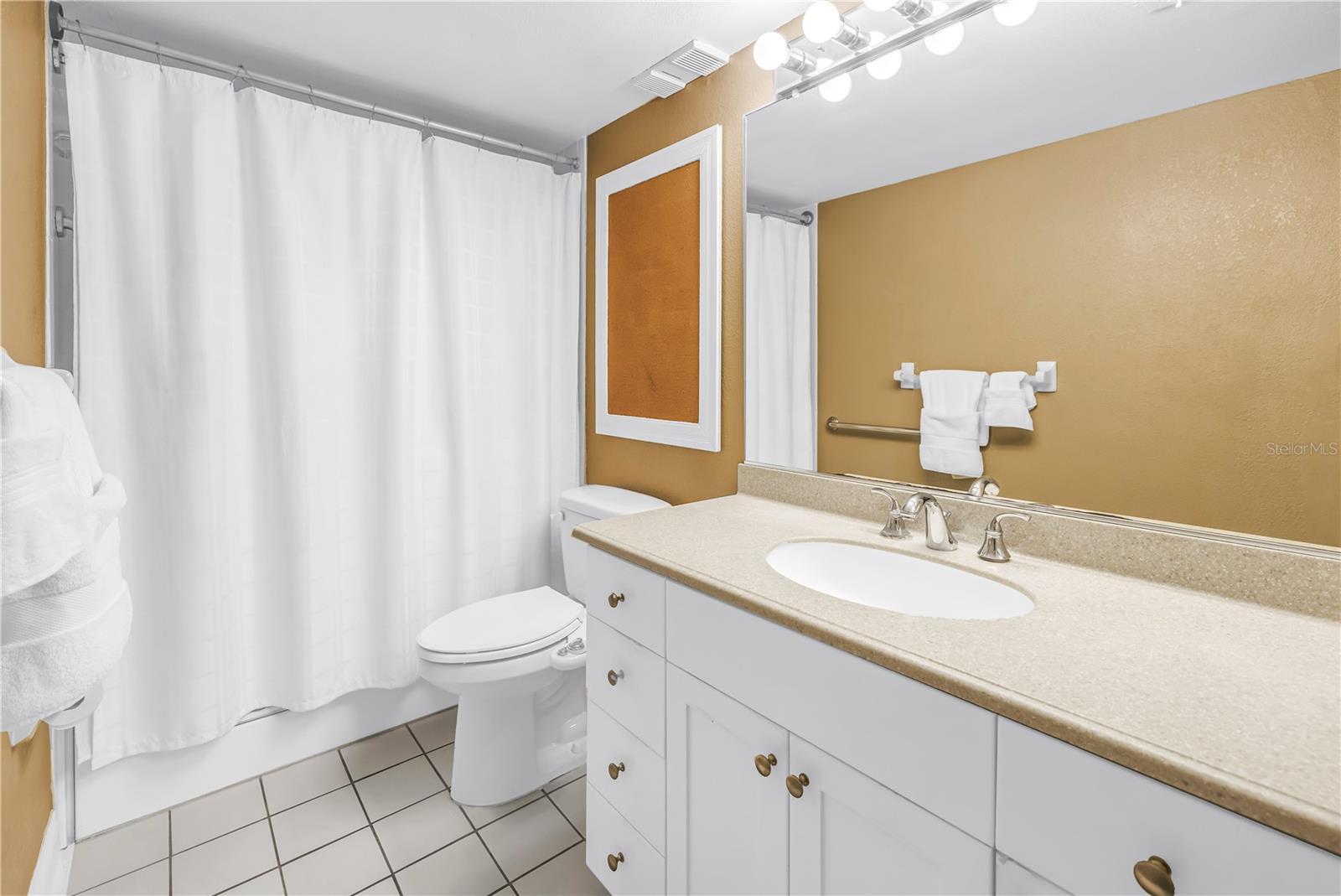 Image 19 of 30 For 5861 Calais Boulevard N 1