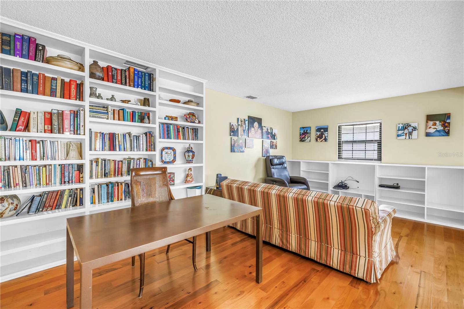 Image 20 of 30 For 5861 Calais Boulevard N 1