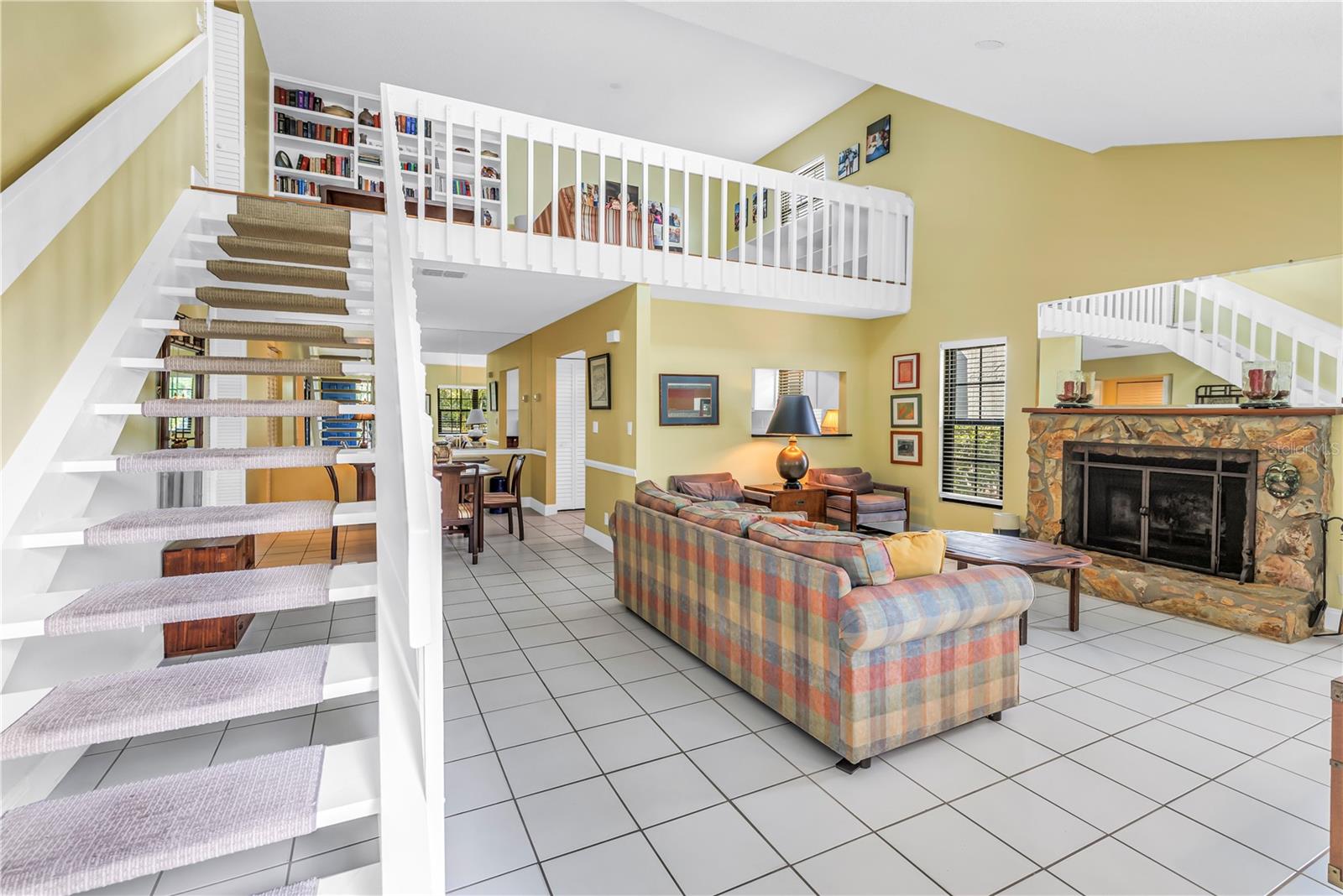 Image 9 of 30 For 5861 Calais Boulevard N 1