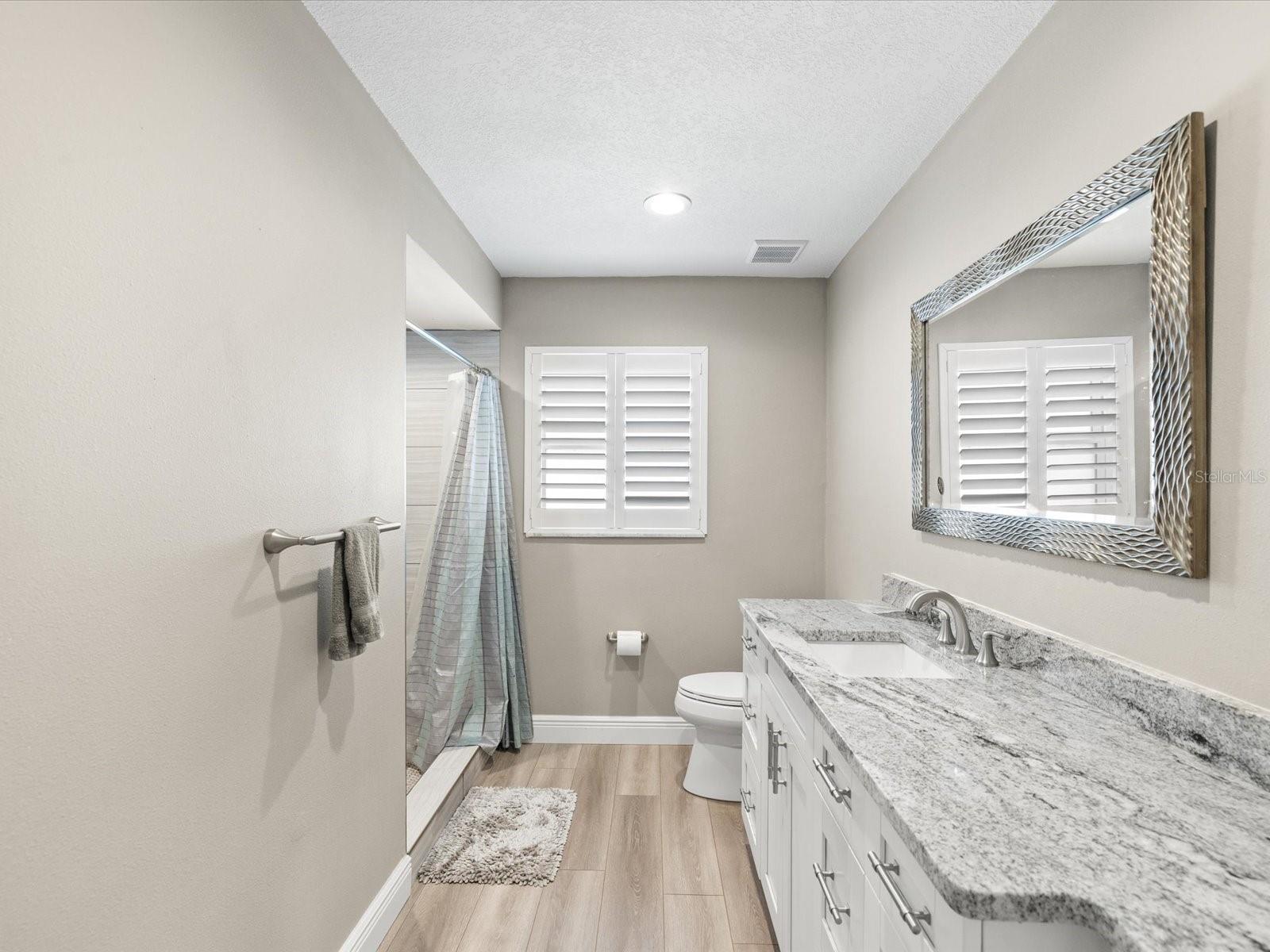 Image 15 of 37 For 1405 Embassy Drive