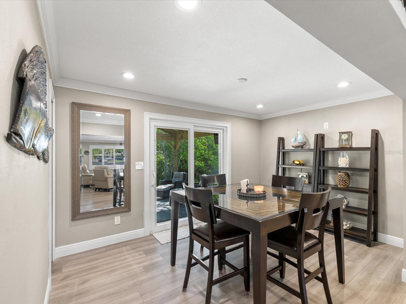 Image 20 of 37 For 1405 Embassy Drive