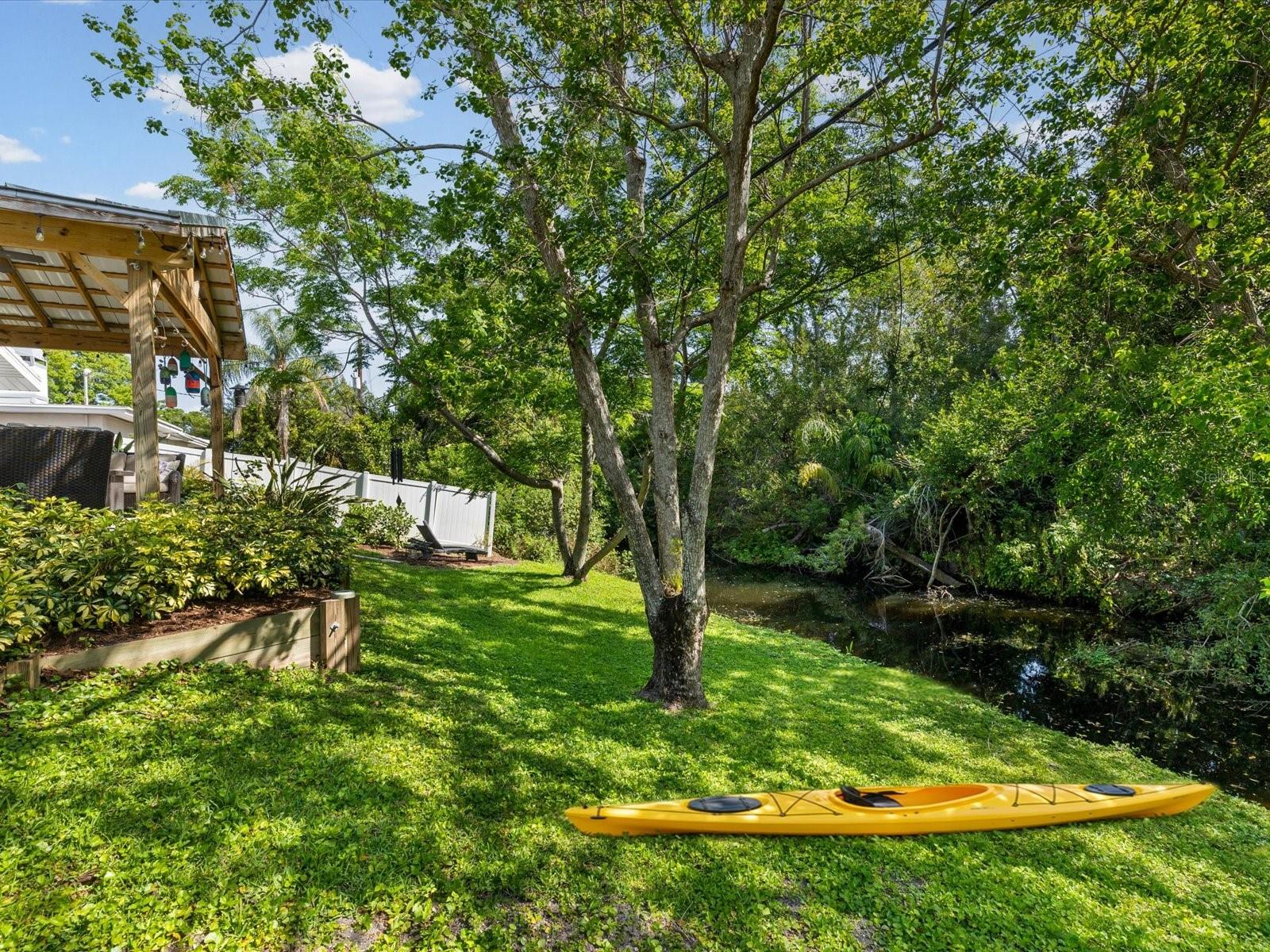 Image 3 of 37 For 1405 Embassy Drive