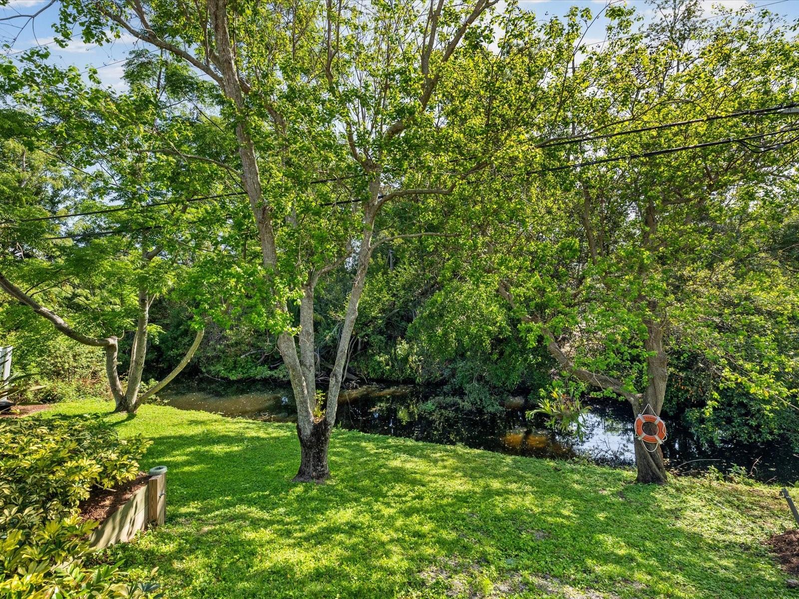 Image 30 of 37 For 1405 Embassy Drive