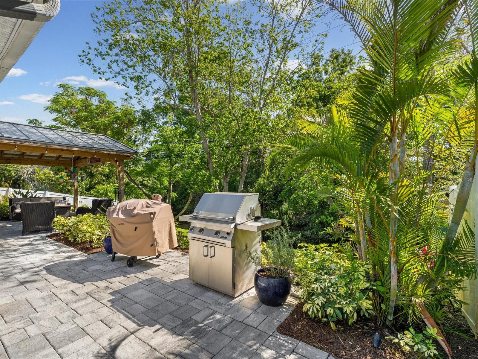 Image 31 of 37 For 1405 Embassy Drive