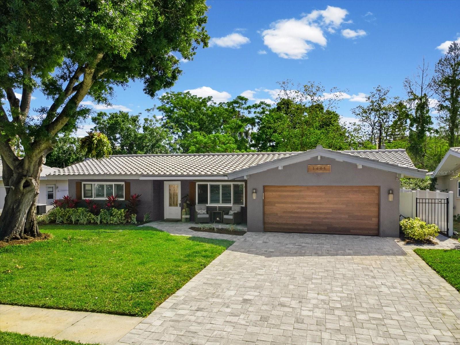 Image 34 of 37 For 1405 Embassy Drive