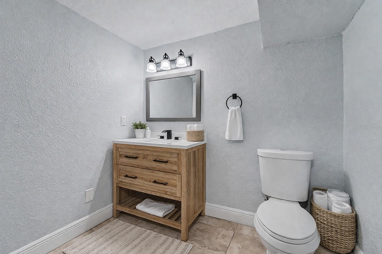 Image 26 of 52 For 9307 16th Street