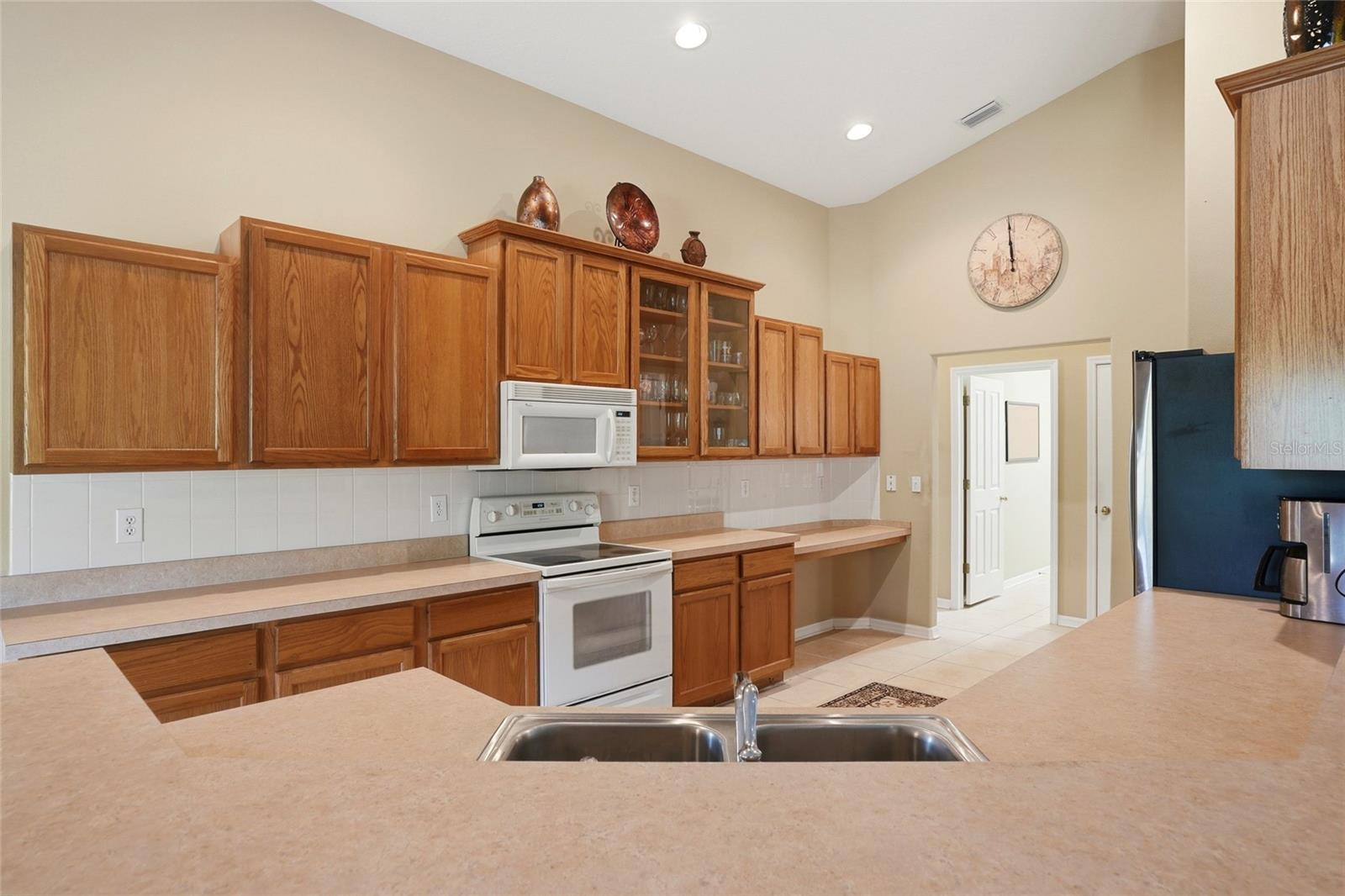 Image 16 of 56 For 3345 Brenford Pl