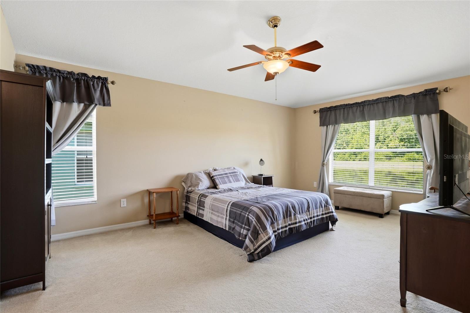 Image 20 of 56 For 3345 Brenford Pl