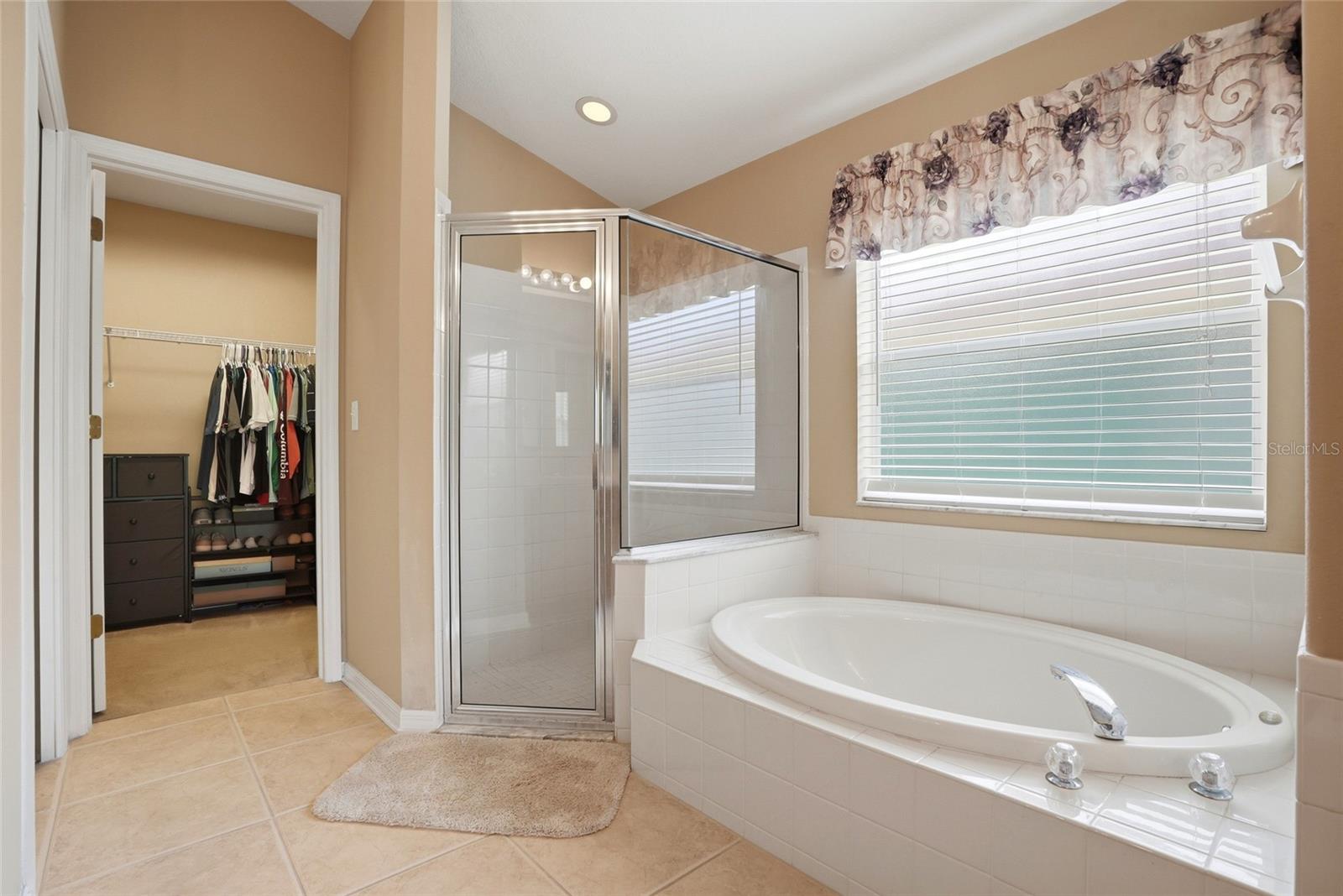 Image 24 of 56 For 3345 Brenford Pl