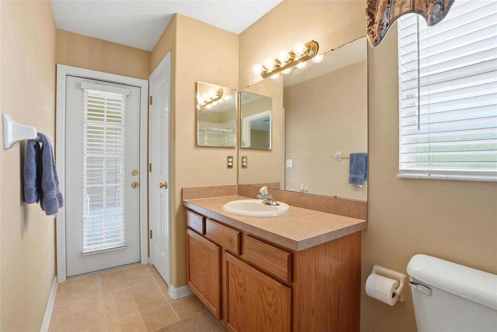 Image 29 of 56 For 3345 Brenford Pl