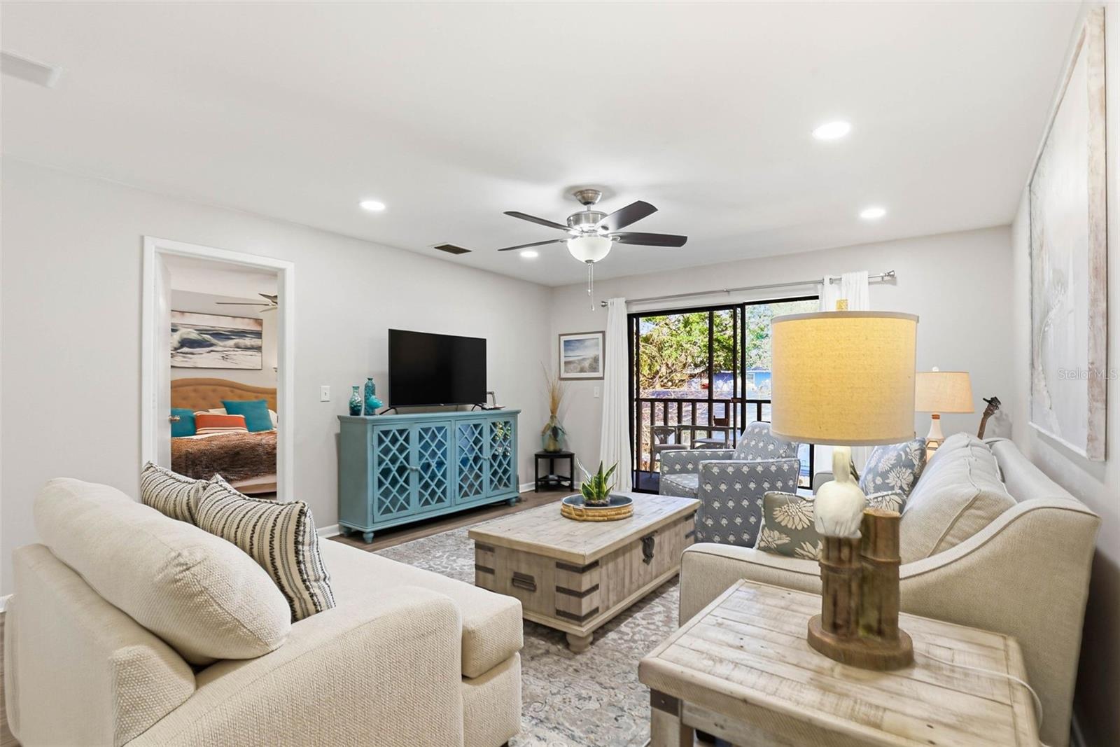 Image 19 of 56 For 101 Lake Avenue Ne 215