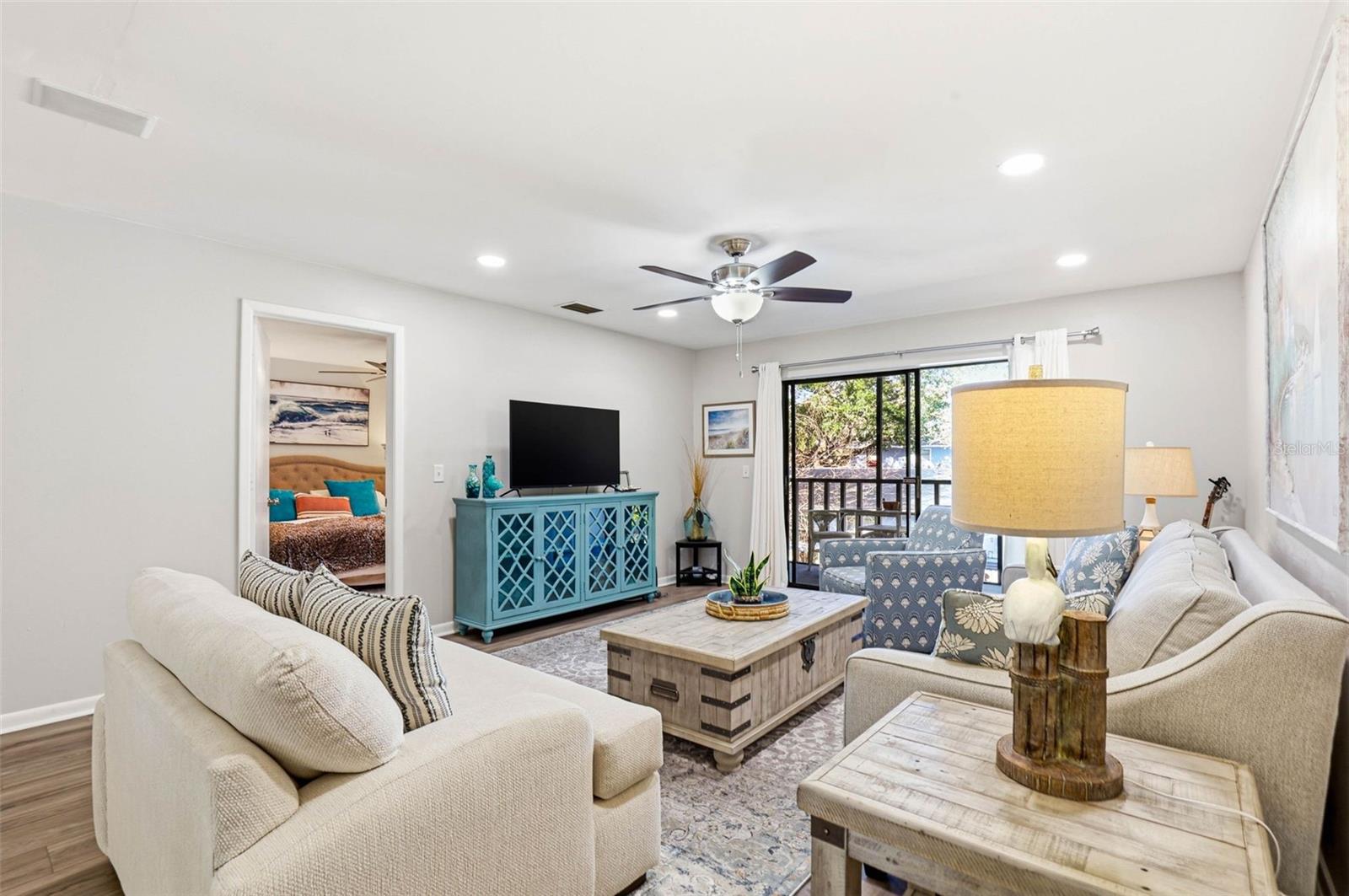 Image 20 of 56 For 101 Lake Avenue Ne 215