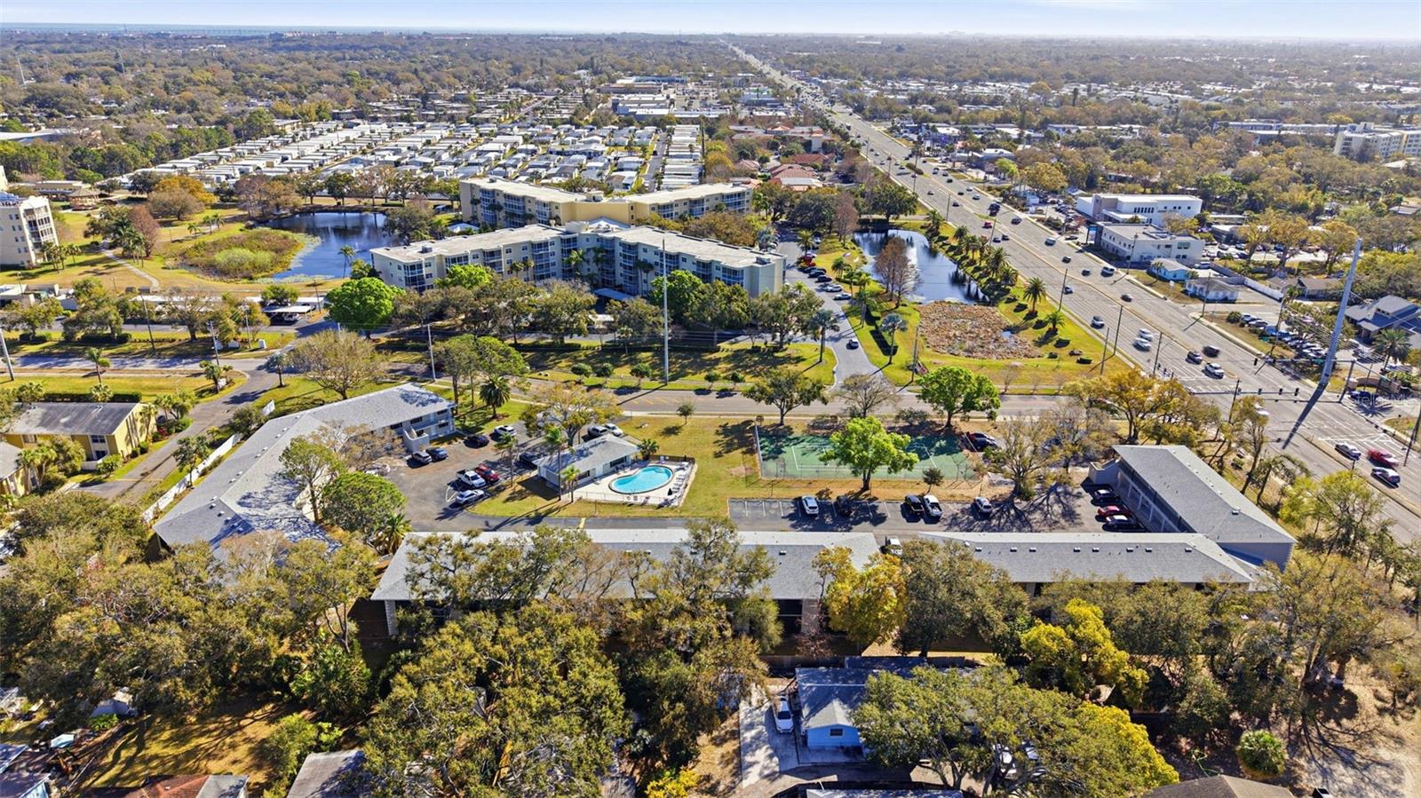 Image 52 of 56 For 101 Lake Avenue Ne 215