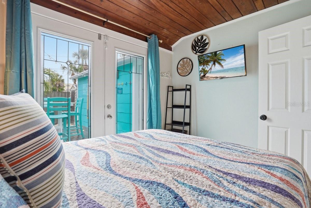 Image 10 of 32 For 118 92nd Avenue