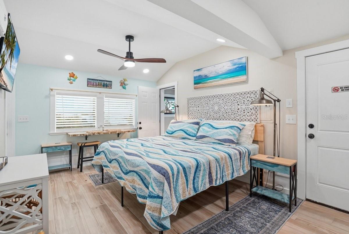 Image 15 of 32 For 118 92nd Avenue