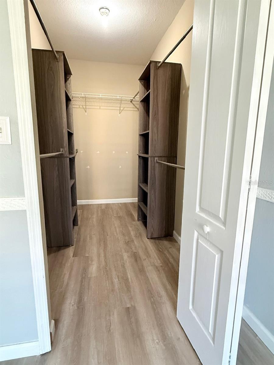 Image 20 of 37 For 2725 Via Cipriani  722a