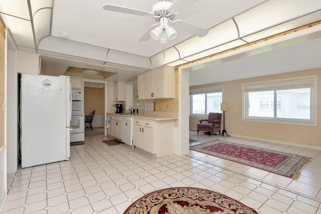 Image 19 of 49 For 10153 44th Street N 2