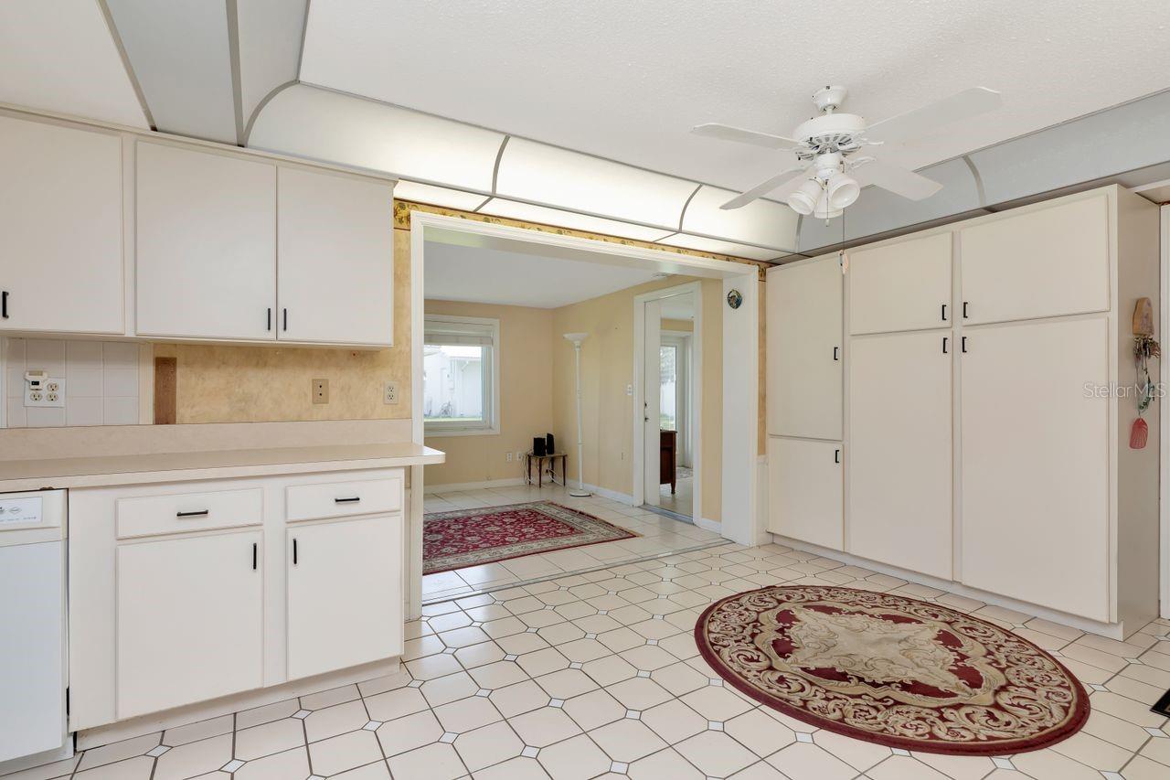 Image 21 of 49 For 10153 44th Street N 2