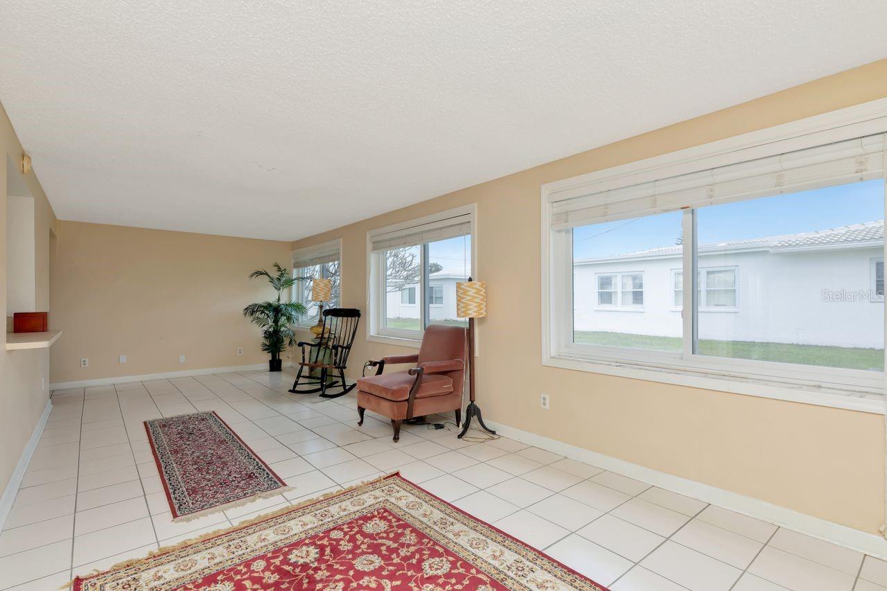 Image 23 of 49 For 10153 44th Street N 2