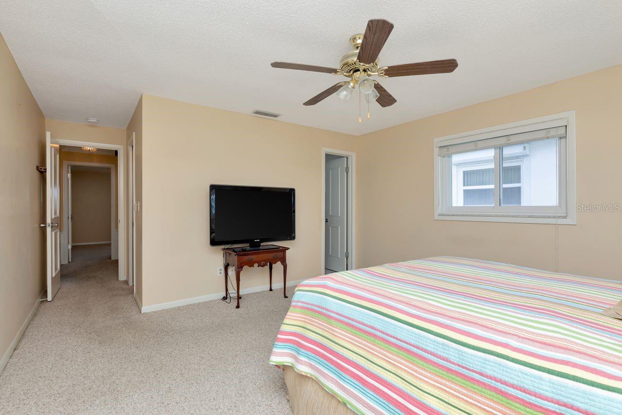 Image 34 of 49 For 10153 44th Street N 2