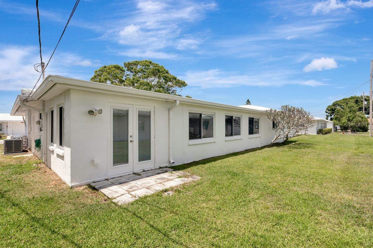 Image 45 of 49 For 10153 44th Street N 2