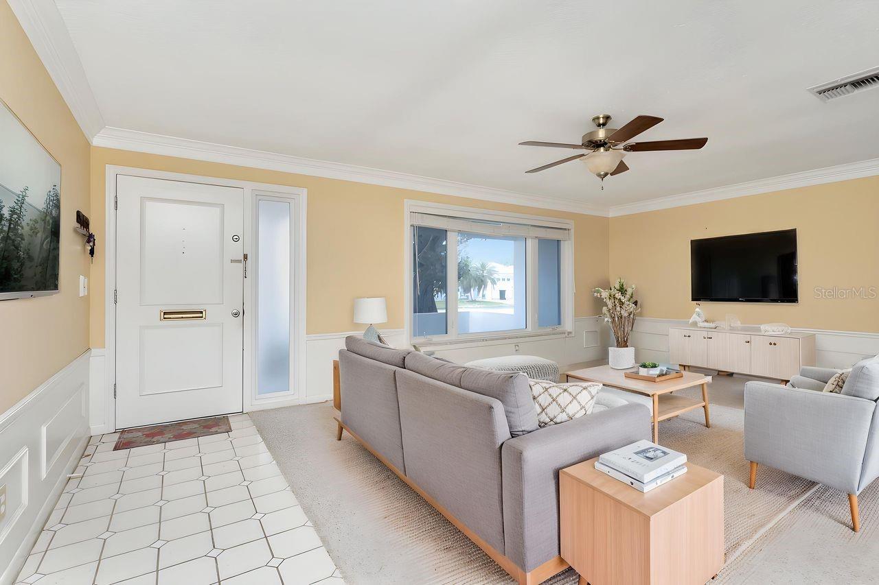 Image 8 of 49 For 10153 44th Street N 2