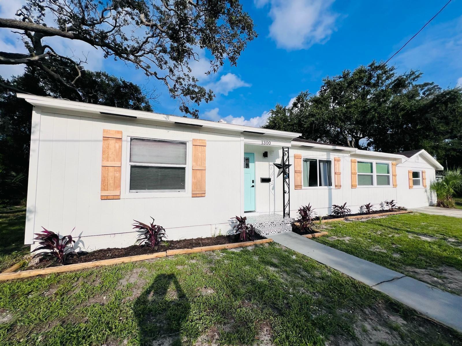 Listing photo id 17 for 1300 21st Street S