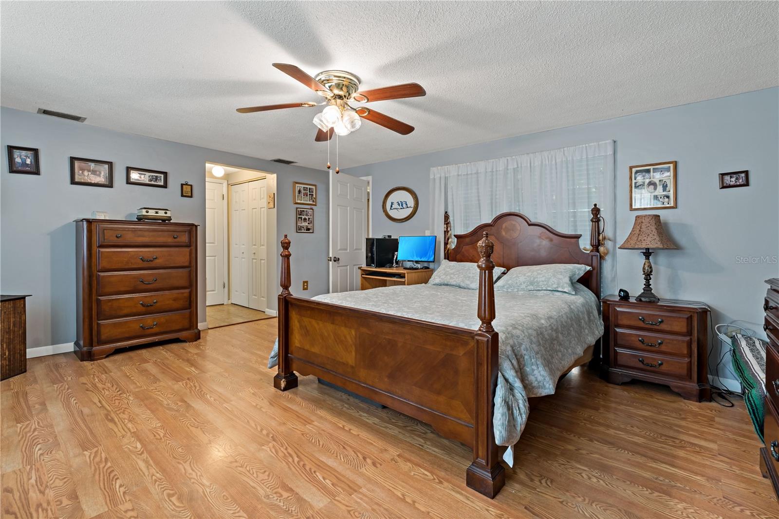 Listing photo id 17 for 7924 Datura Ln.