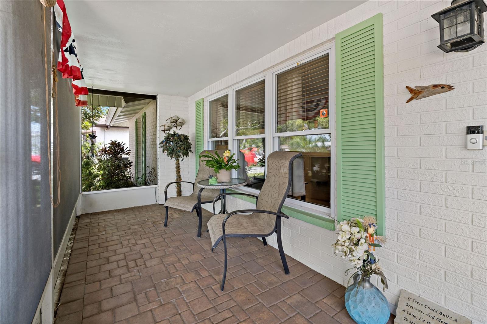 Listing photo id 2 for 7924 Datura Ln.