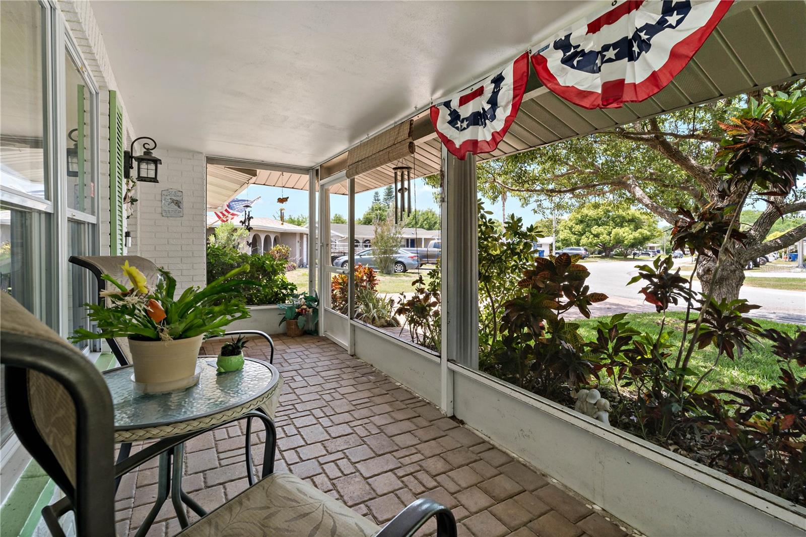 Listing photo id 3 for 7924 Datura Ln.