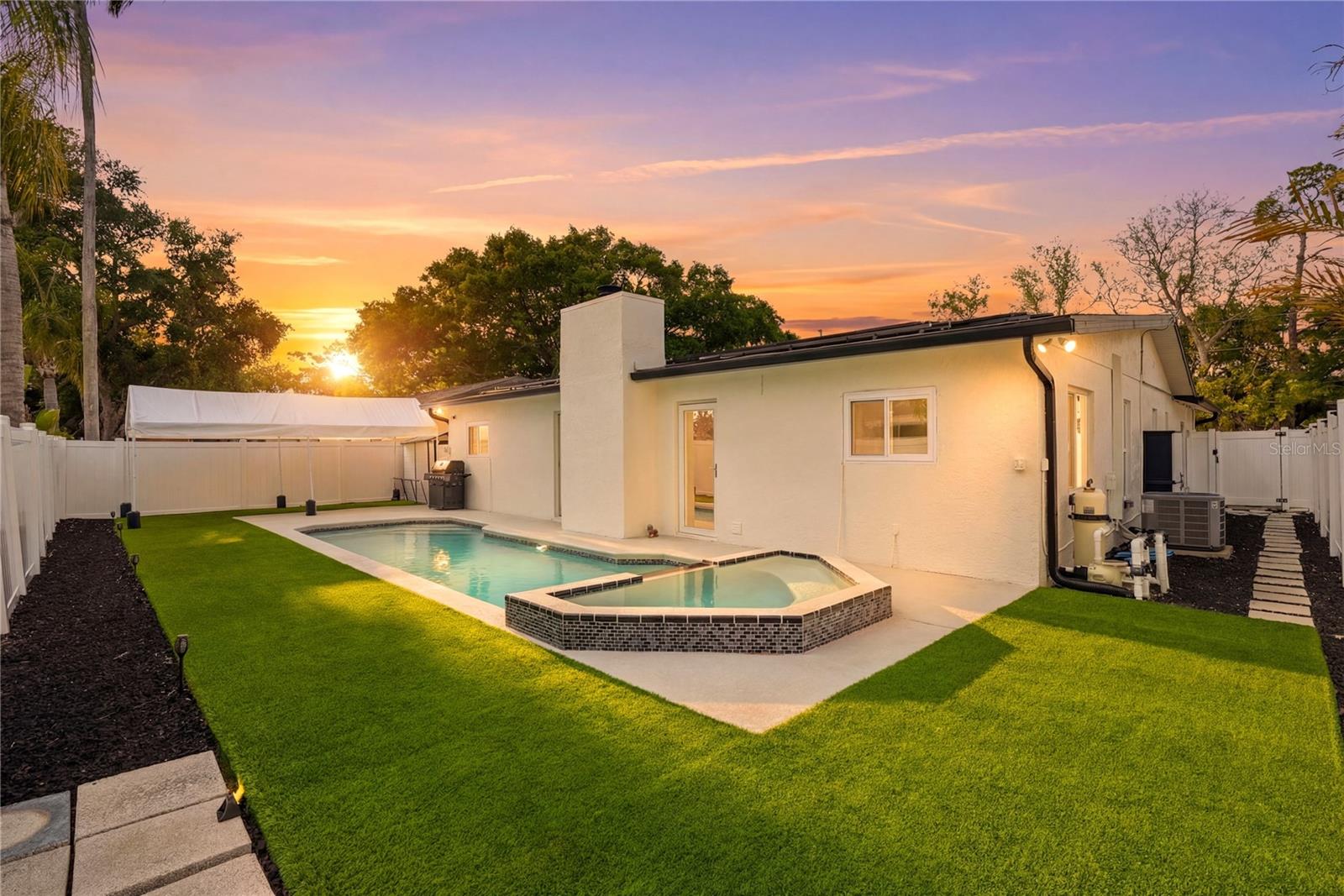 Details for 9554 86th Avenue, SEMINOLE, FL 33777