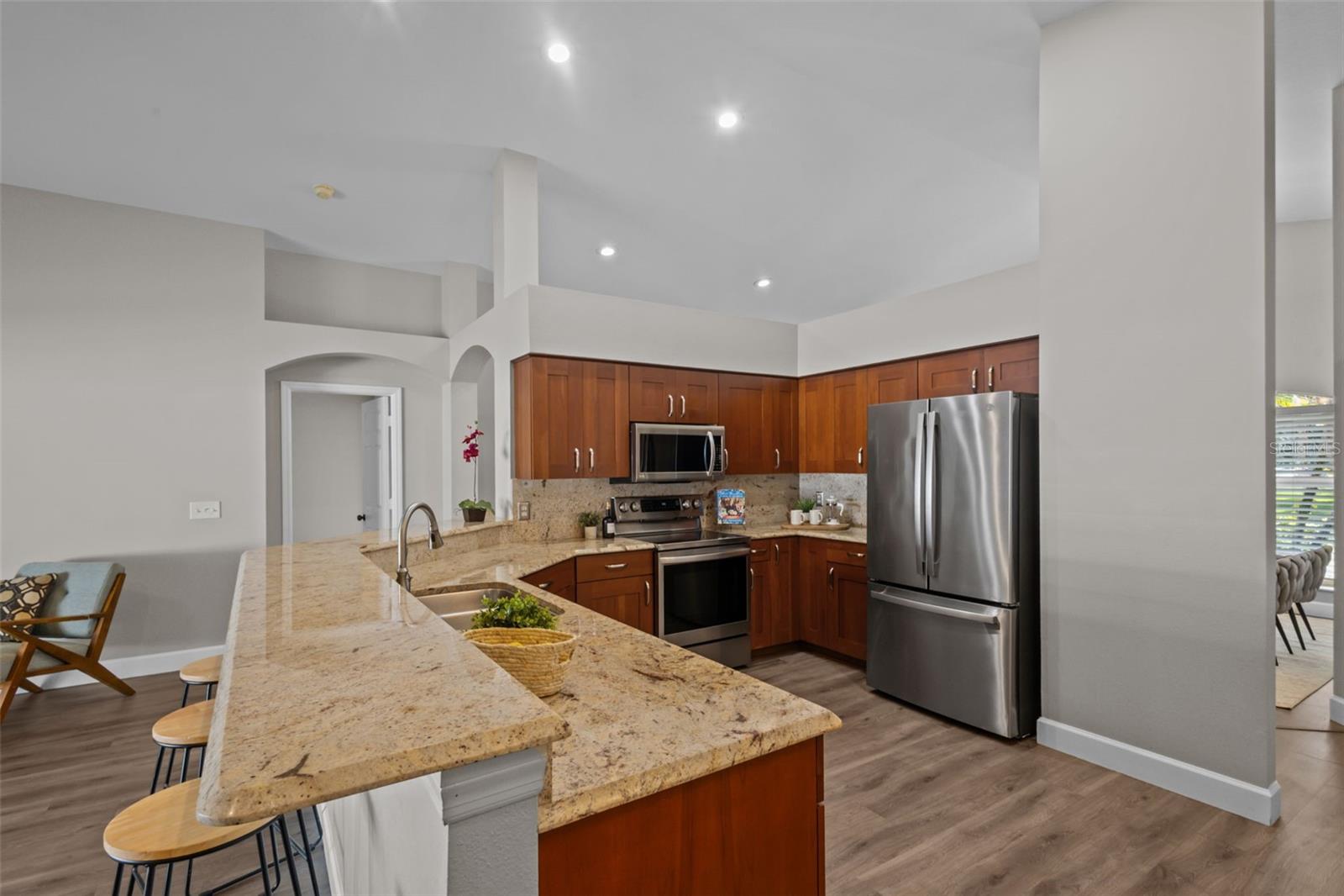 Image 11 of 40 For 3617 Treeline Drive