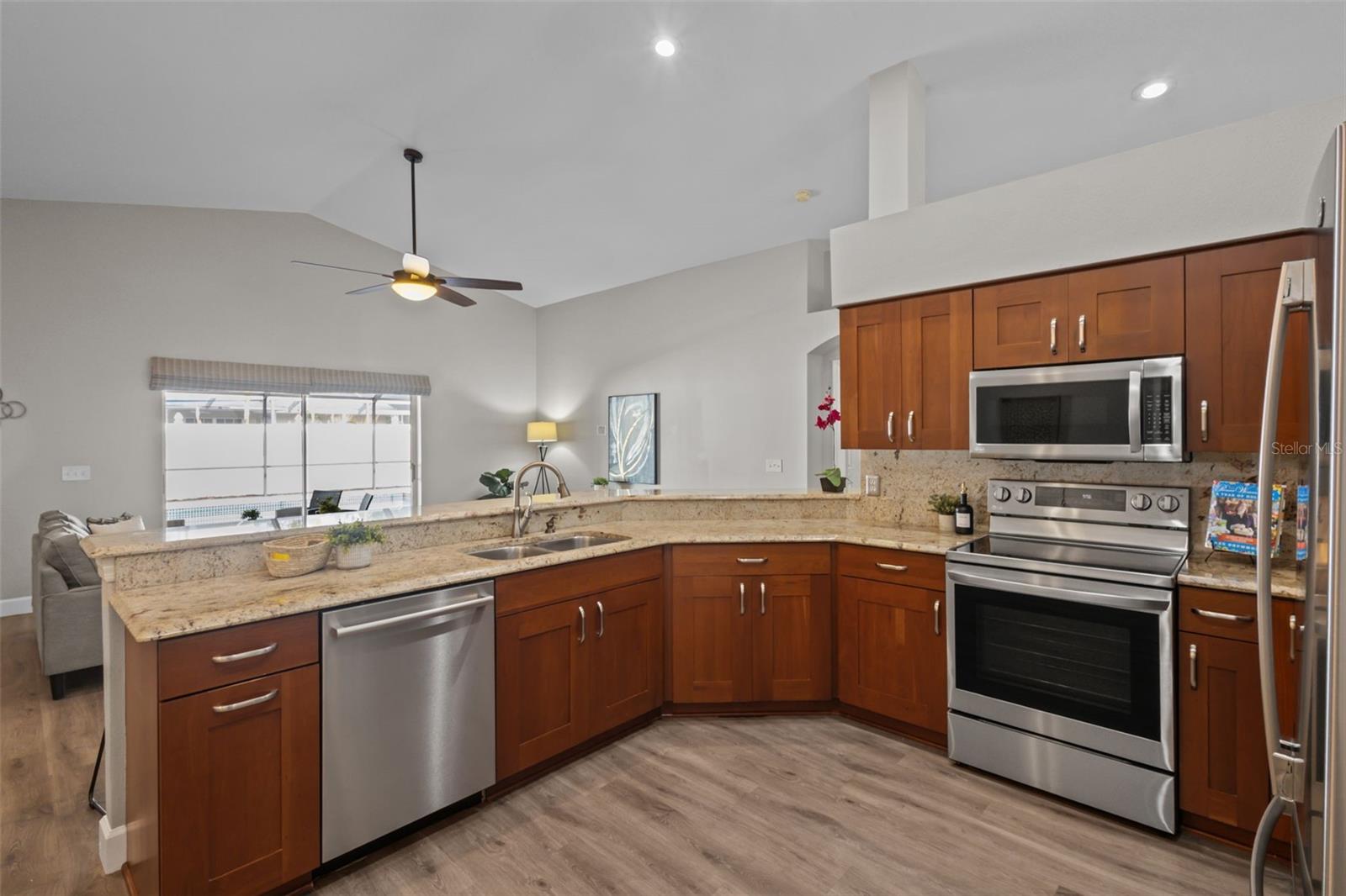 Image 12 of 40 For 3617 Treeline Drive