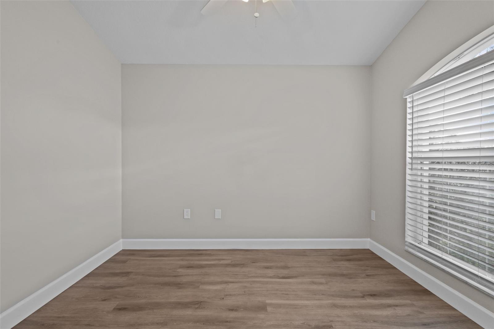 Image 32 of 40 For 3617 Treeline Drive