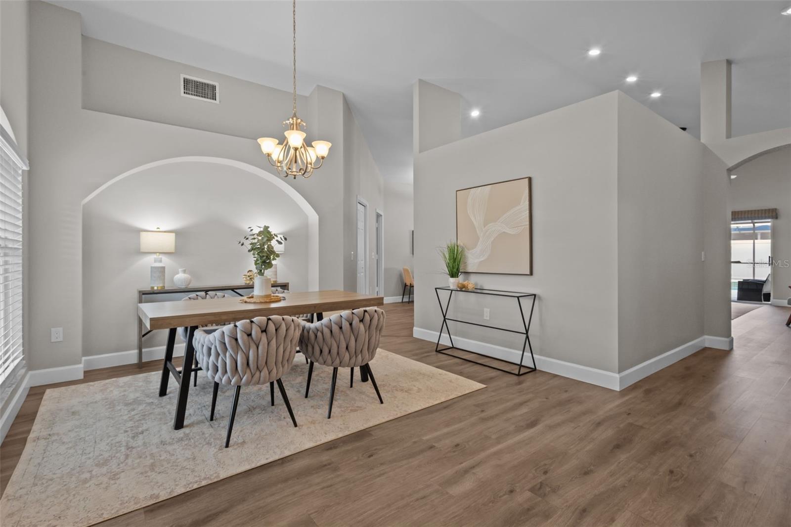 Image 5 of 40 For 3617 Treeline Drive