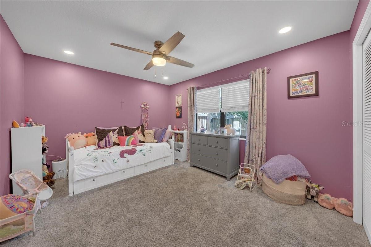 Image 20 of 37 For 6210 Iroquois Court