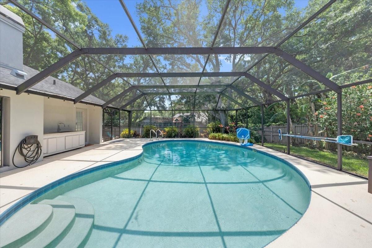 Image 27 of 37 For 6210 Iroquois Court