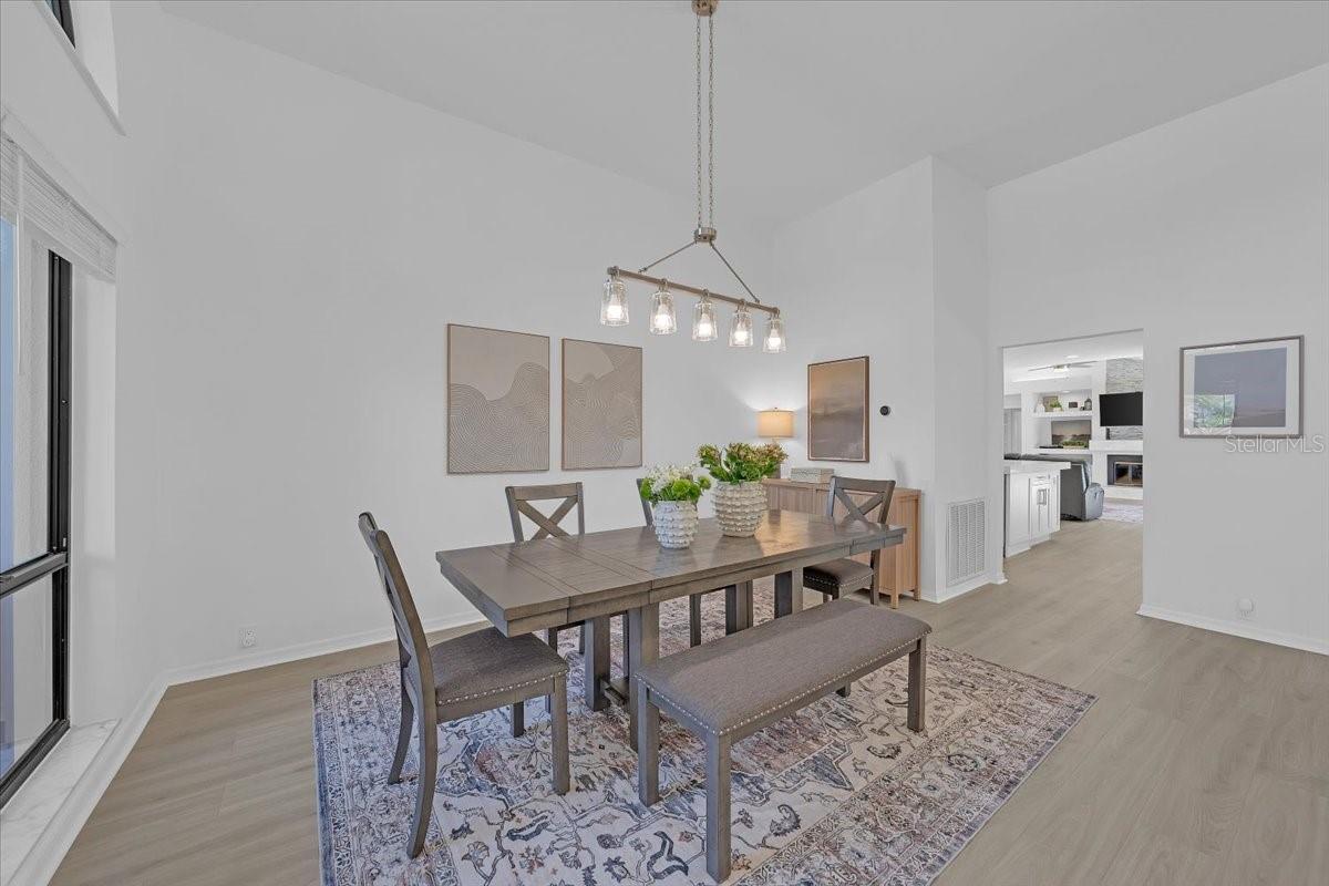 Image 9 of 37 For 6210 Iroquois Court