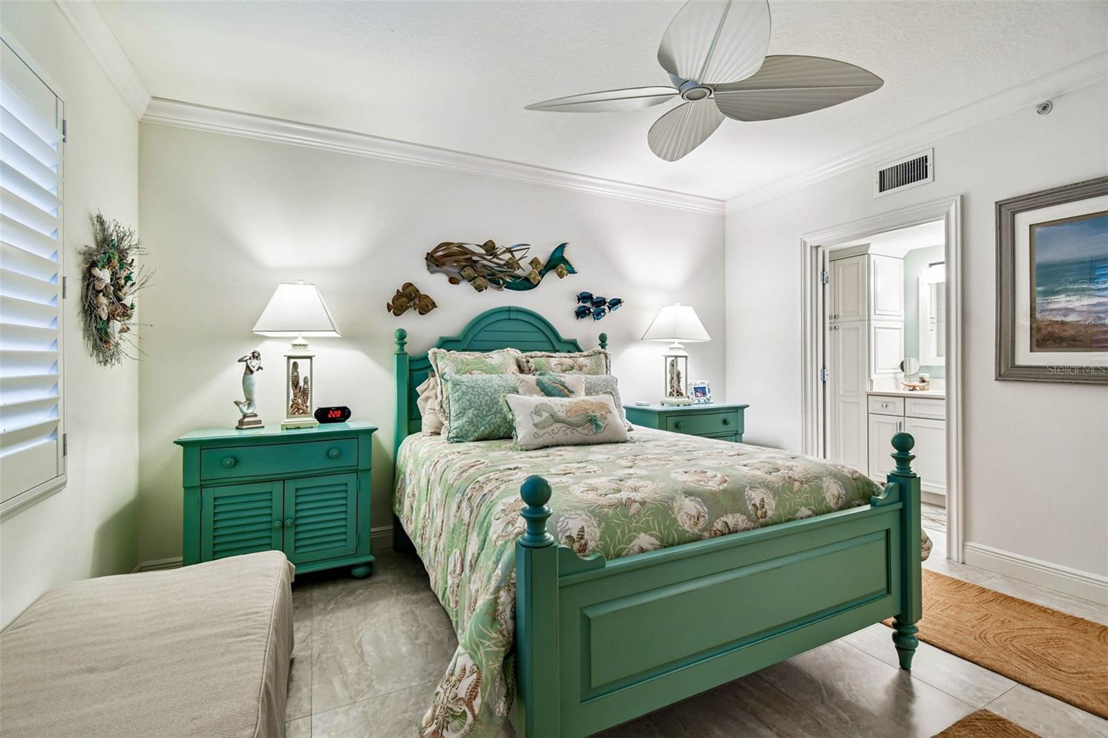 Image 23 of 31 For 16750 Gulf Boulevard 315