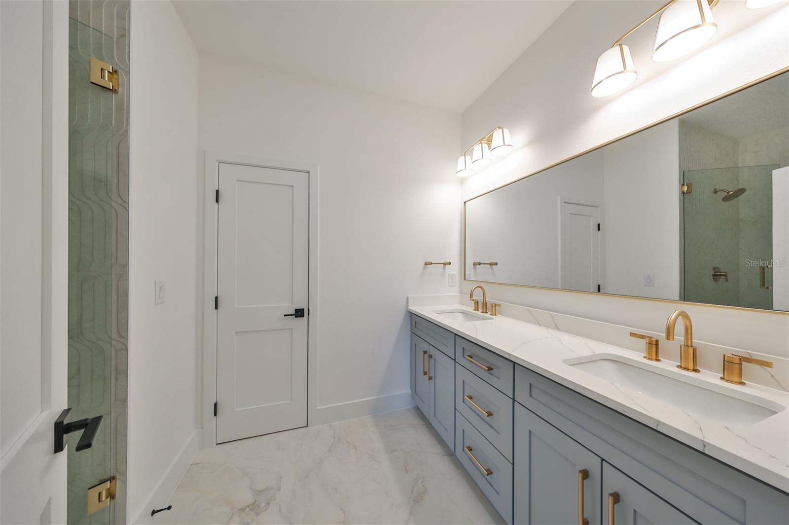 Image 11 of 12 For 4324 Gray Street 2