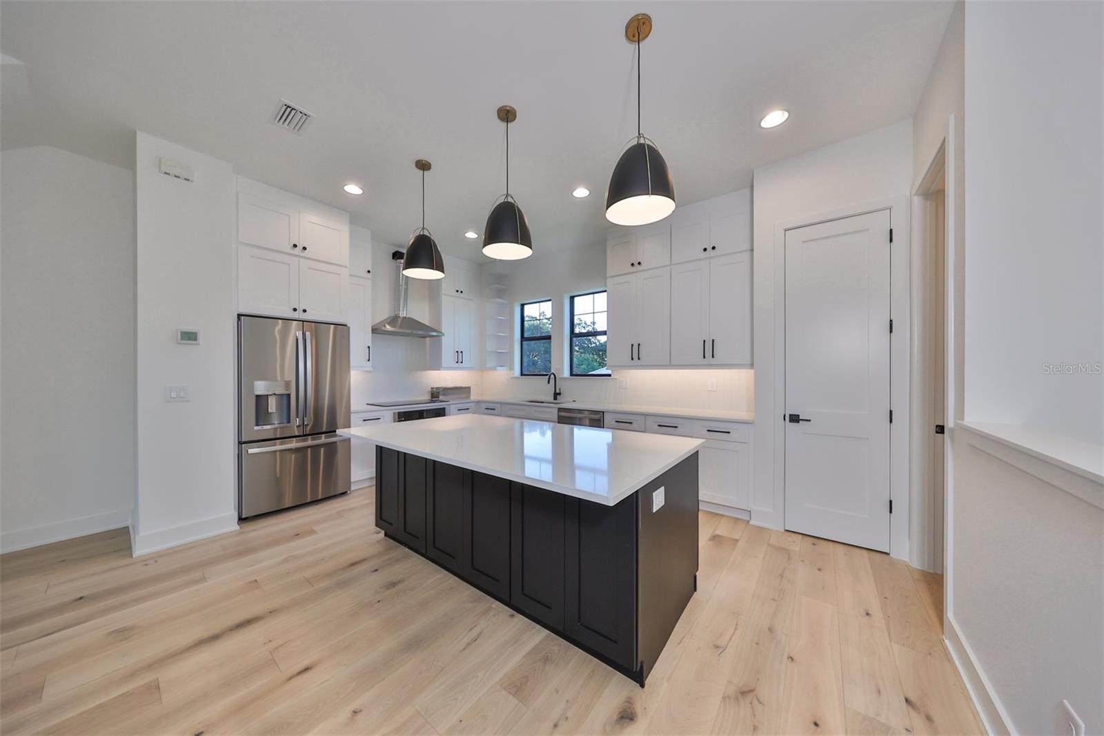 Image 3 of 12 For 4324 Gray Street 2