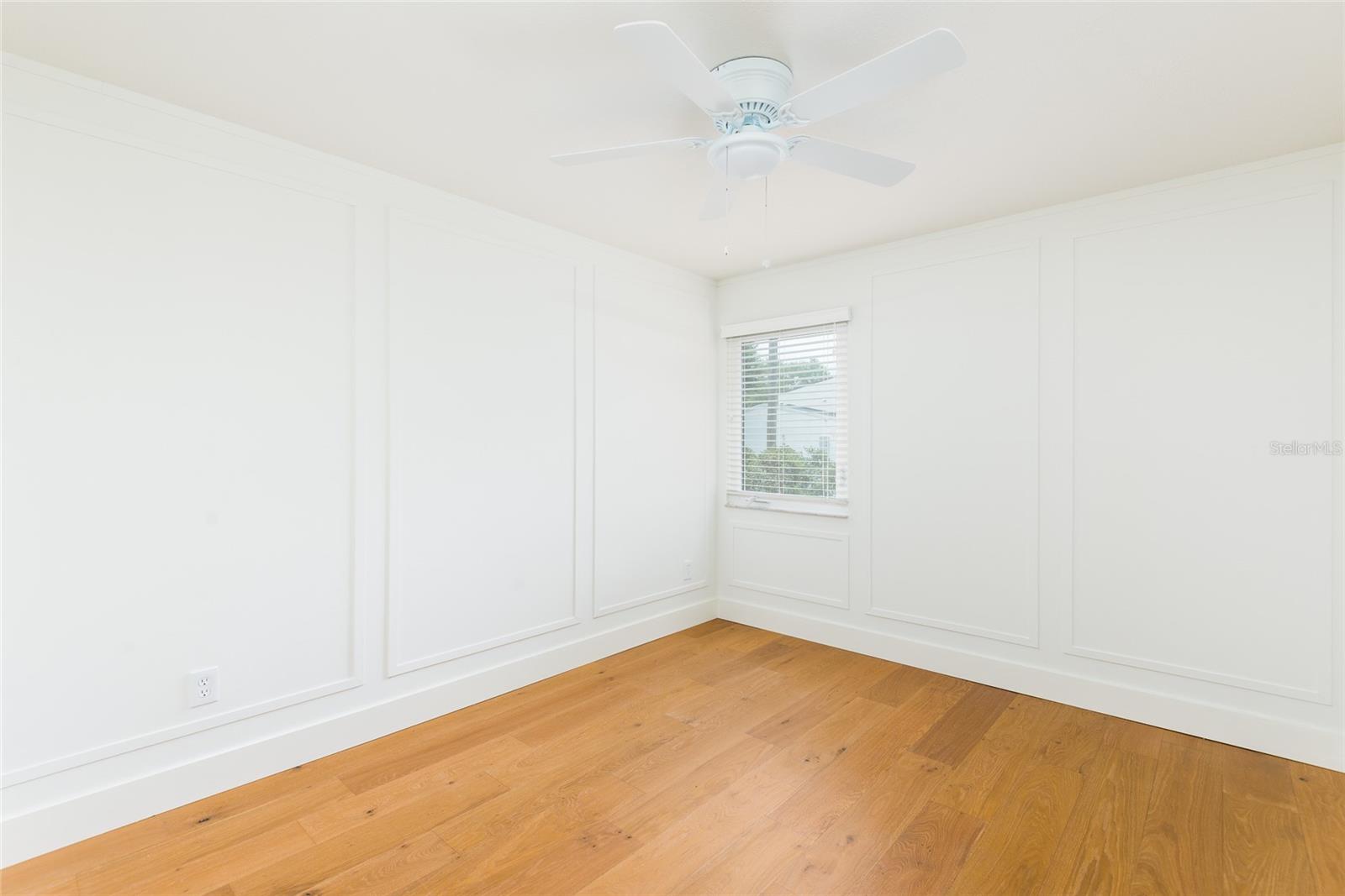 Image 13 of 19 For 525 Lincoln Avenue 106